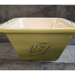 Tastefully Simple - Host Collection - 5" Olive Green Embossed Leaf - Baking Dish